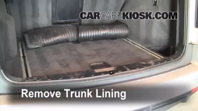 2008 BMW X3 3.0si 3.0L 6 Cyl. Levantar auto Usar el gato para levantar el auto